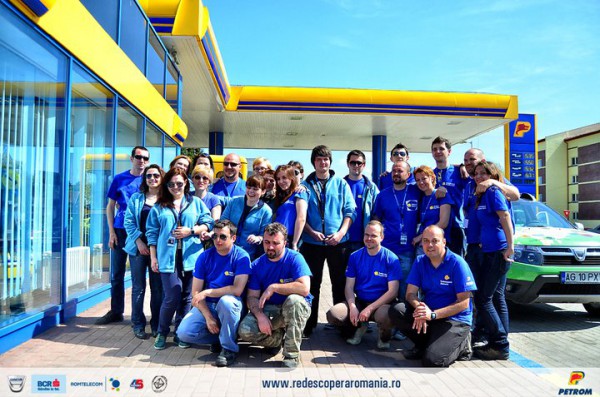 Redescoperă România - Fotografia de grup Retrospectiva unui an excelent, 2011