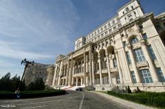 casa-poporului-91