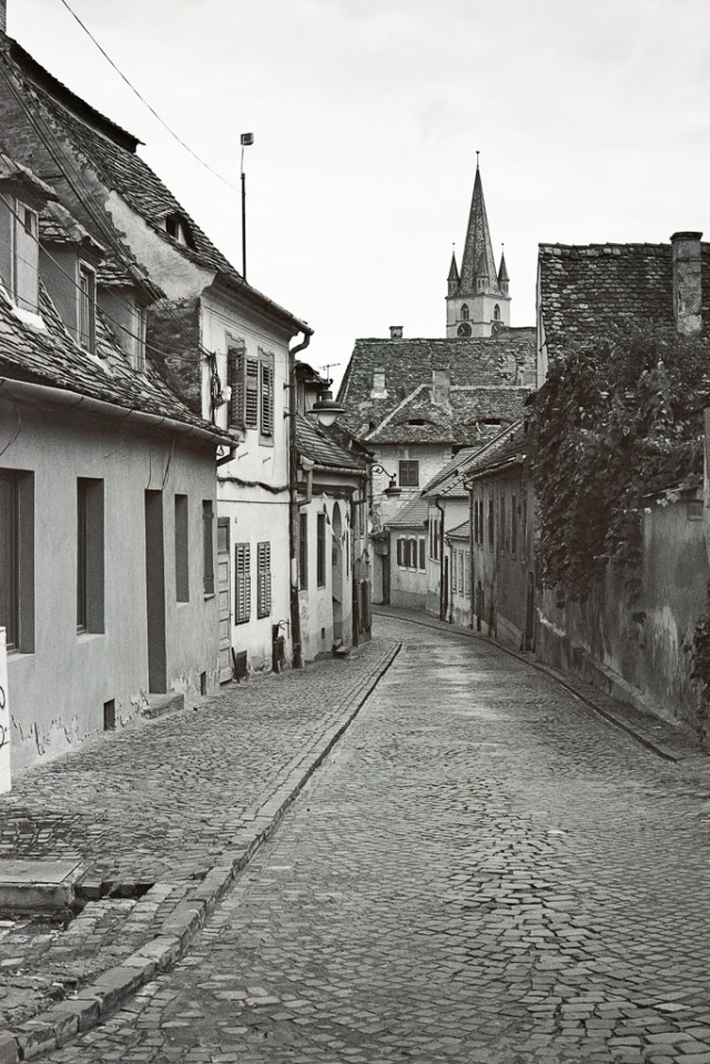 Fotoreportaj pe film alb-negru #prinSibiulmeu Fotoreportaj pe film alb-negru #prinSibiulmeu