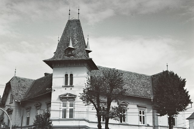 Fotoreportaj pe film alb-negru #prinSibiulmeu Fotoreportaj pe film alb-negru #prinSibiulmeu