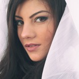 oana-primele-portrete-cu-lumini-externe-5