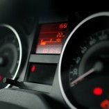 Detalii de interior ale noului Peugeot 301