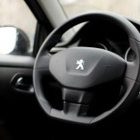 Detalii de interior ale noului Peugeot 301